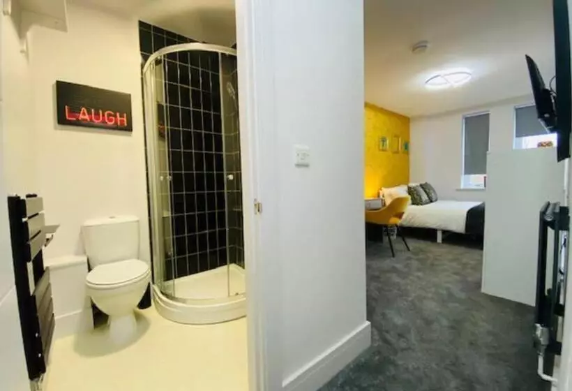 Majatalo Townhouse Plus @ Lower Beth Street Stoke