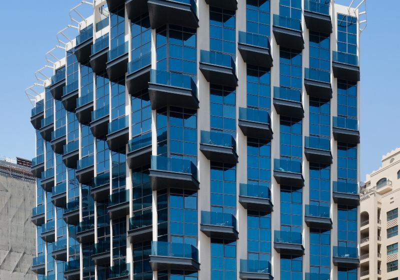 Adagio Premium The Palm