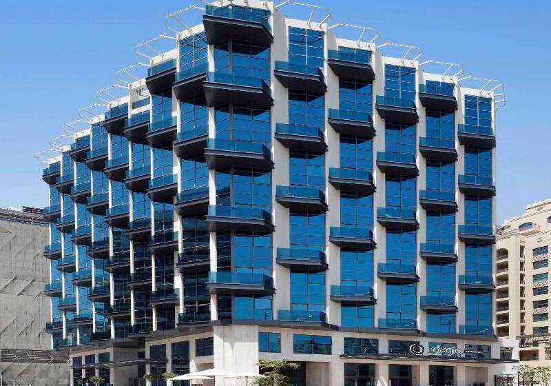 Adagio Premium The Palm