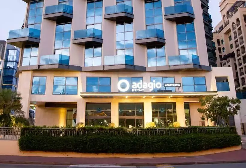 Adagio Premium The Palm