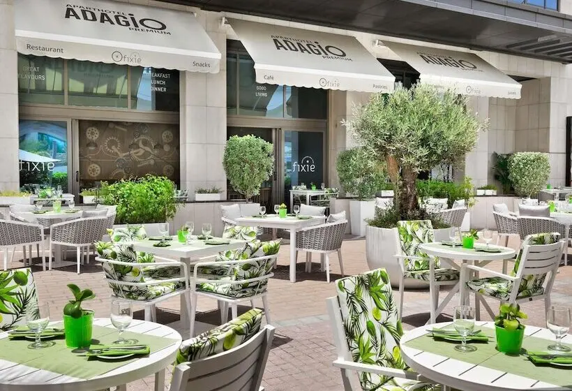 Adagio Premium The Palm