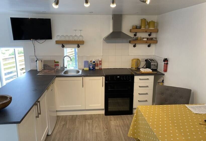 Delightful One Bed Lake District Cottage