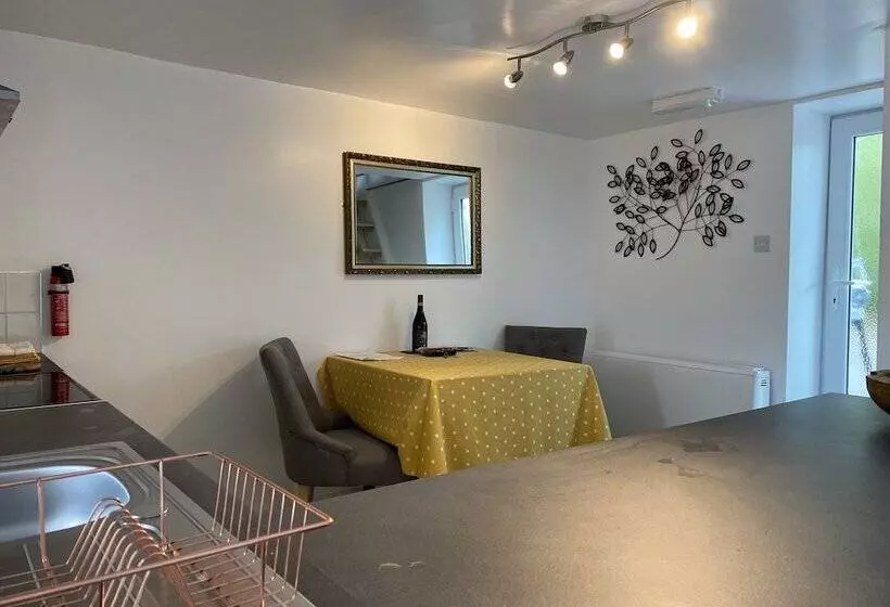 Delightful One Bed Lake District Cottage