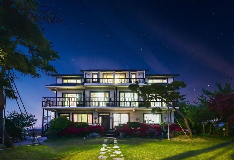 Ganghwa Pastel Pension