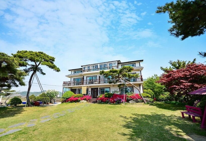 Ganghwa Pastel Pension