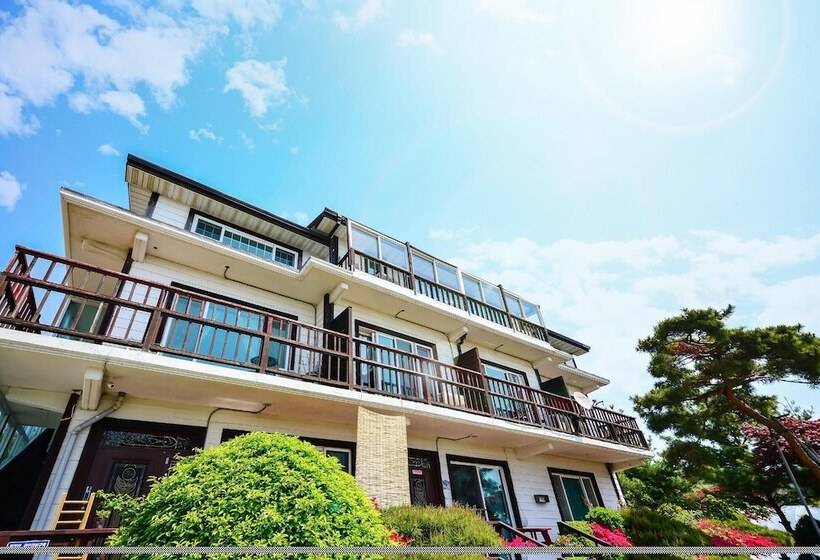 Ganghwa Pastel Pension