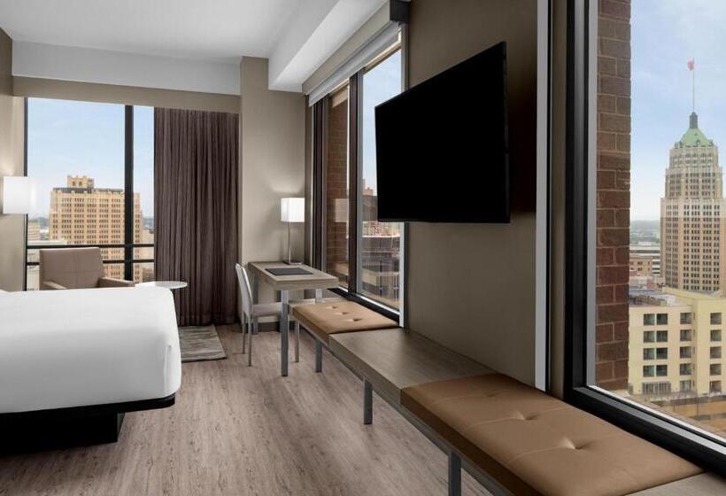 Ac Hotel By Marriott San Antonio Riverwalk