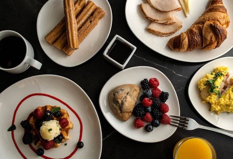 Ac Hotel By Marriott San Antonio Riverwalk