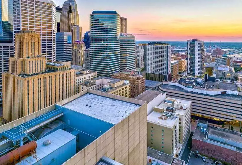 Hotelli Home2 Suites By Hilton Minneapolis Downtown, Mn