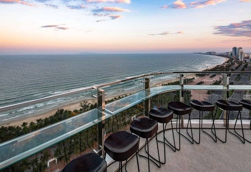 Radisson Hotel Danang