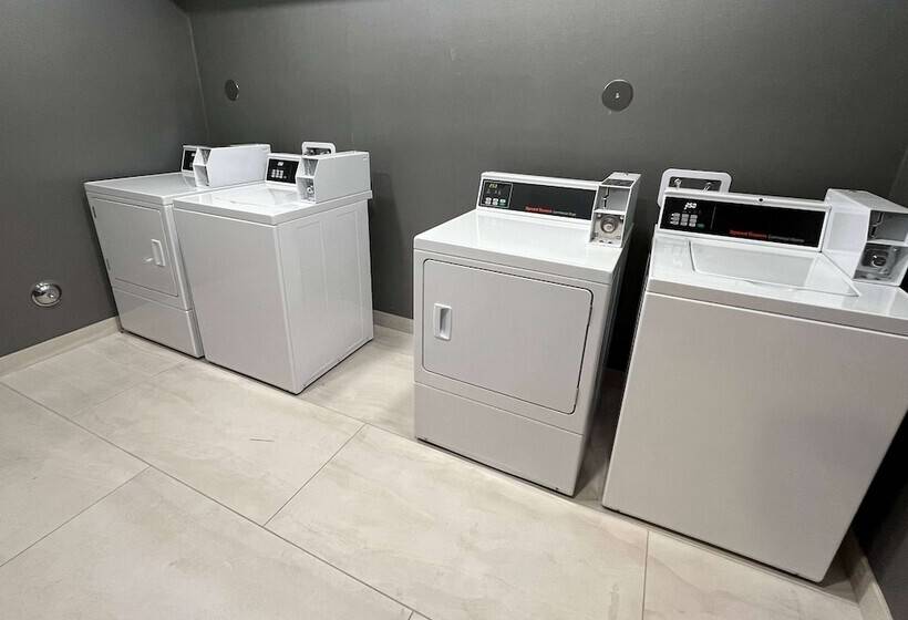 فندق La Quinta Inn & Suites By Wyndham Yakima Downtown