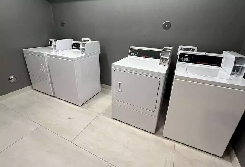 Hotelli La Quinta Inn & Suites By Wyndham Yakima Downtown