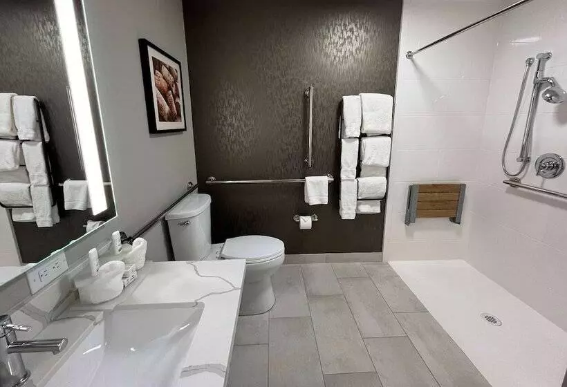 Hotelli La Quinta Inn & Suites By Wyndham Yakima Downtown