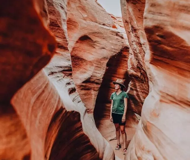 ホテル Wander Camp Bryce Canyon   Escalante