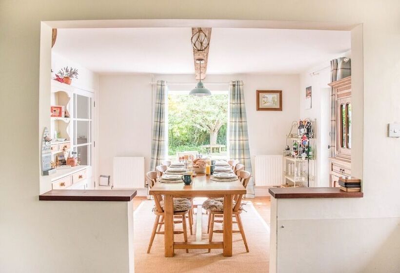 Manor Lodge, Walberswick