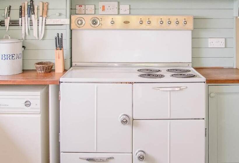 Manor Lodge, Walberswick