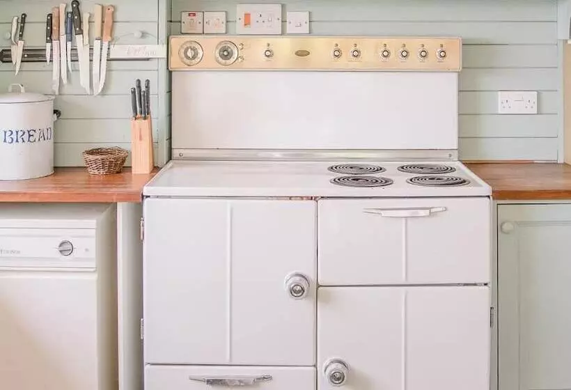 Manor Lodge, Walberswick