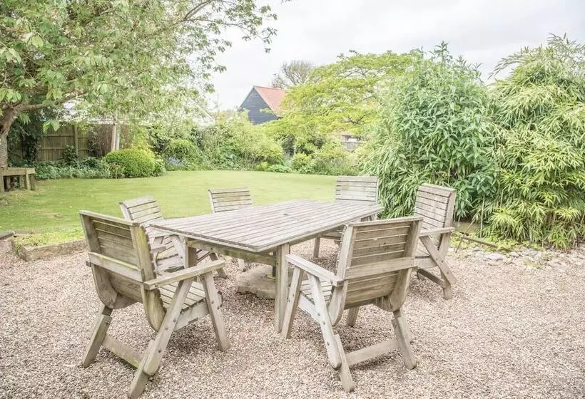 Manor Lodge, Walberswick