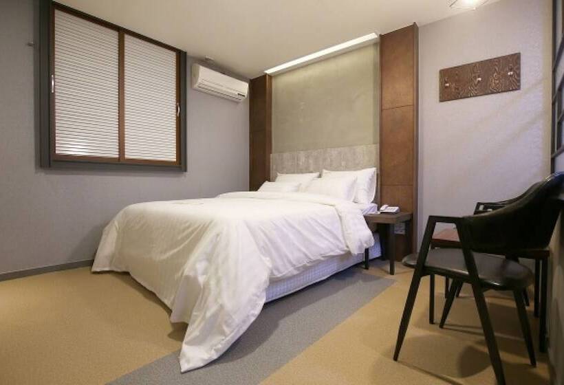 Motel Cheongju Hotel 7