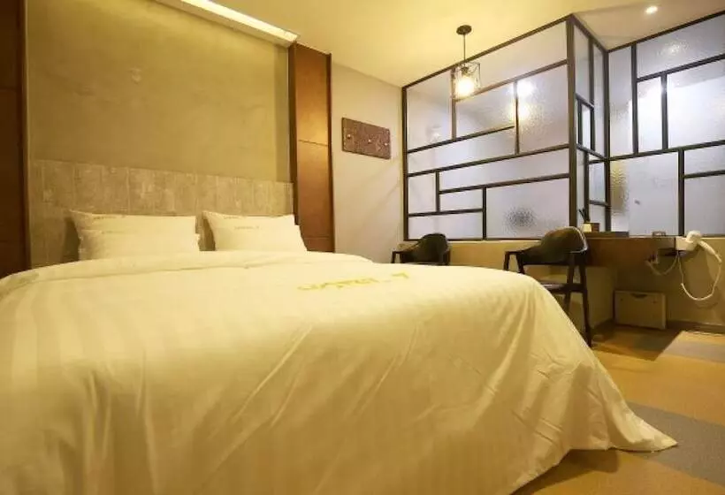 モーテル Cheongju Hotel 7