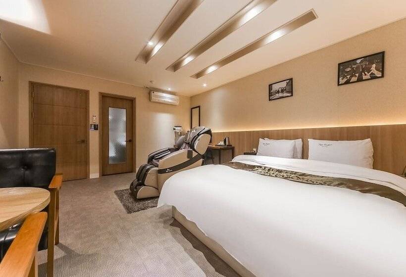 모텔 Daegu Dongdaegu Station Hotel Two Heart