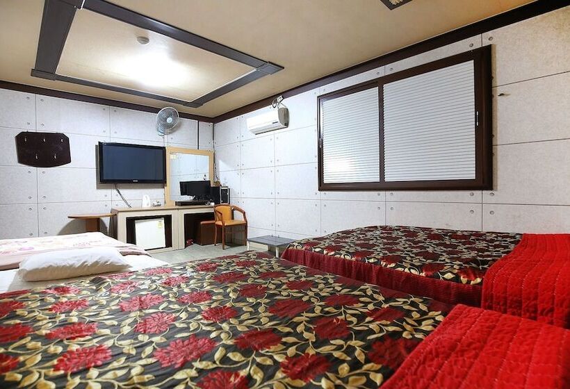 Motelli Daejeon Seonhwa California