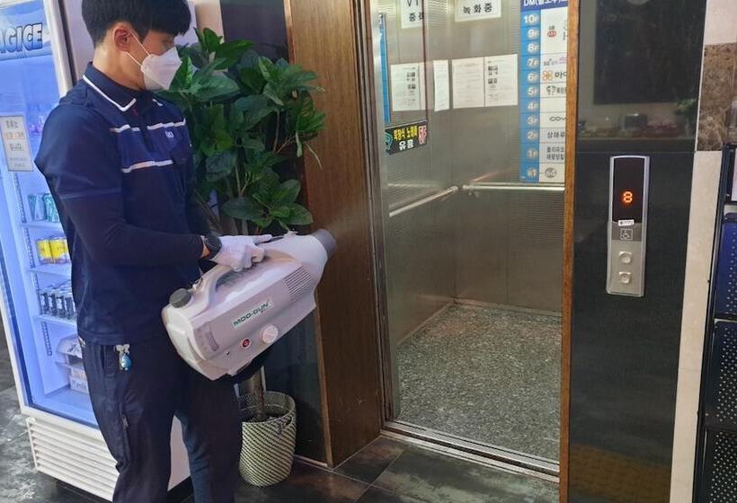 Motelli Dongtan Hotel Bella