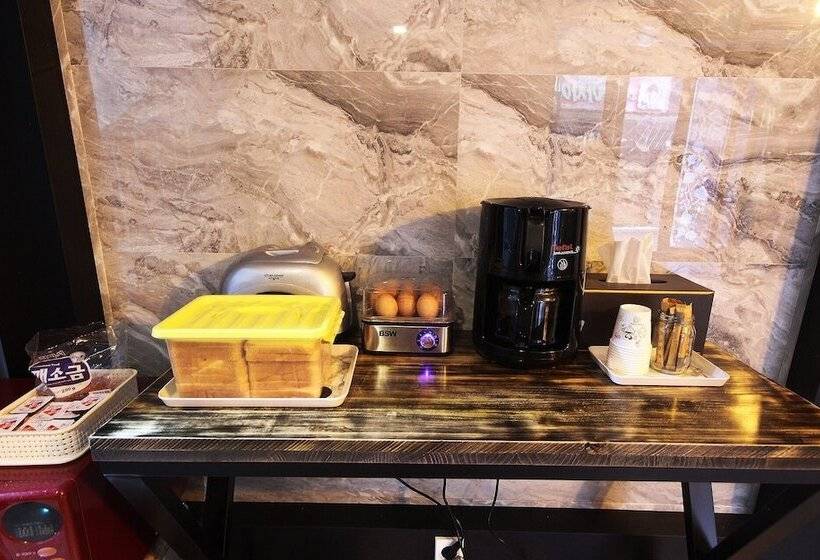 מוטל Gunsan Hotel Stay