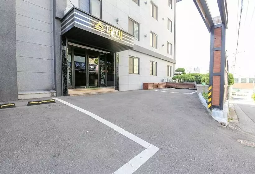 モーテル Gunsan Hotel Stay