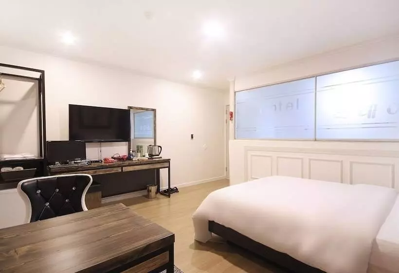 モーテル Gunsan Hotel Stay
