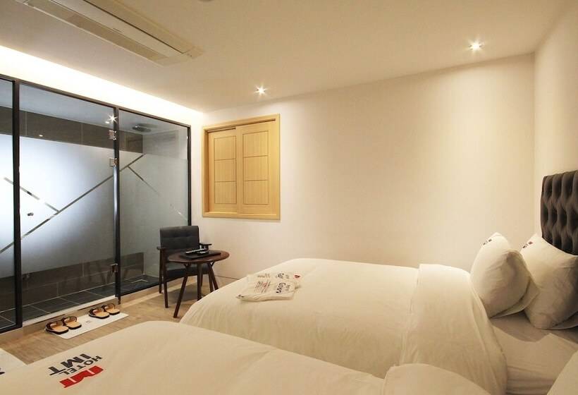 فندق على الطريق Gunsan Imt