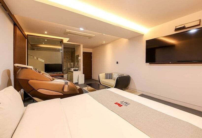 فندق على الطريق Gunsan Imt