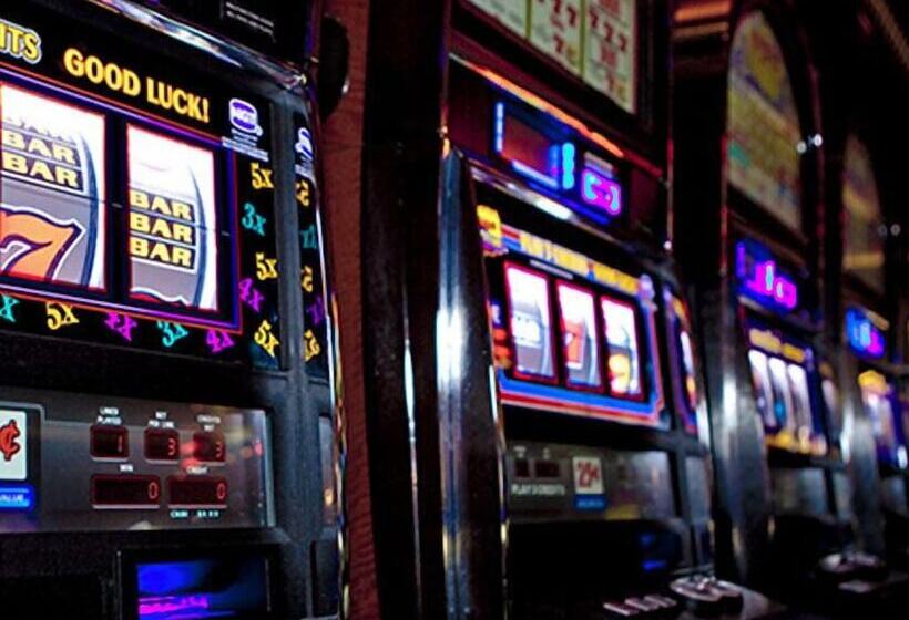 فندق على الطريق Richard S