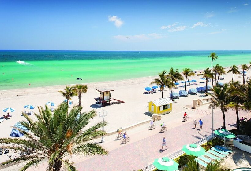 فندق على الطريق Richard S