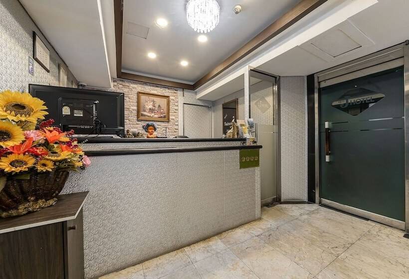 فندق على الطريق Uijeongbu J