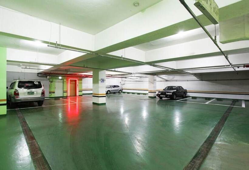 فندق على الطريق Uijeongbu J