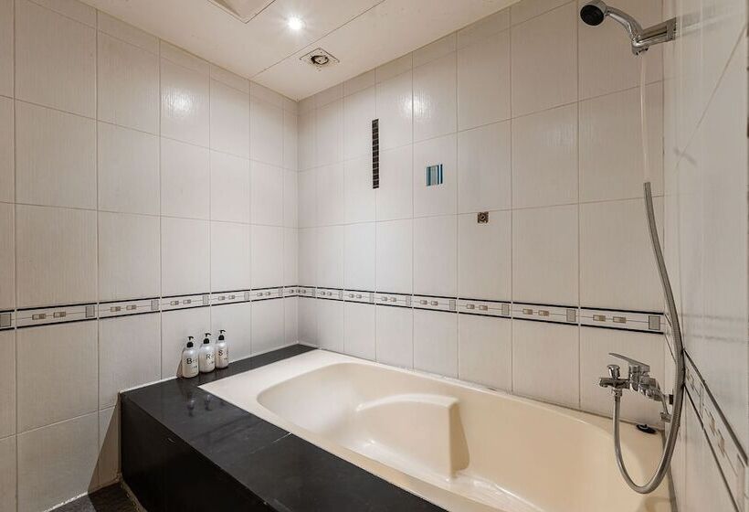 فندق على الطريق Uijeongbu J