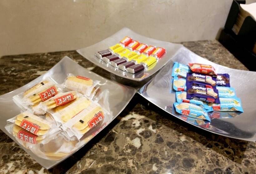 모텔 Yeongdeungpo Sinyeong