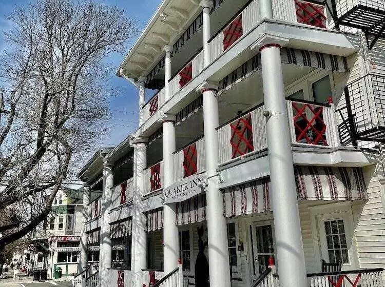 Quaker Inn