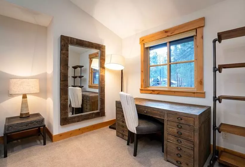 Truckee  The Lodge At Gray S Crossing