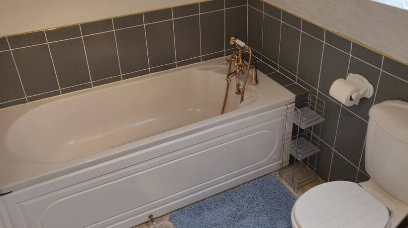 4 Bed Cottage In Portknockie, Near Cullen, Moray