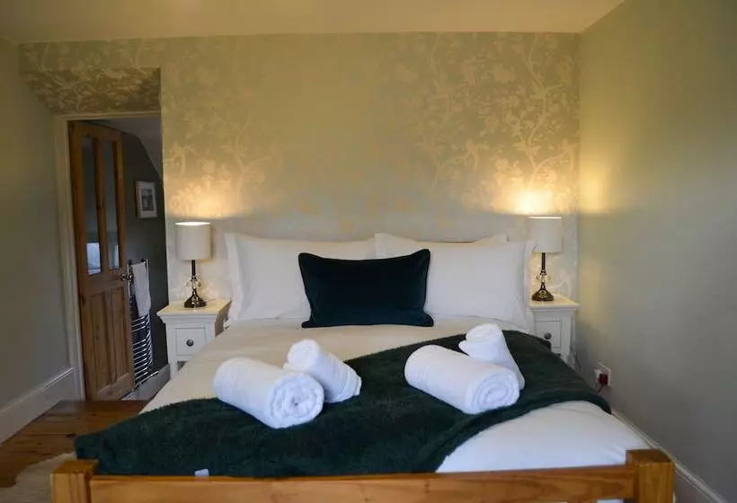 Darly Cottage