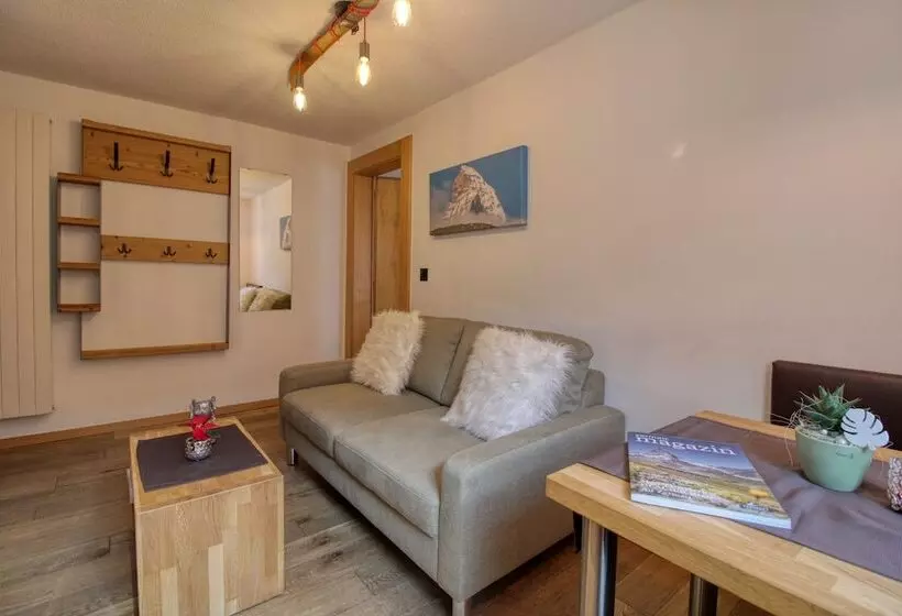 هتل Alpine Lodge