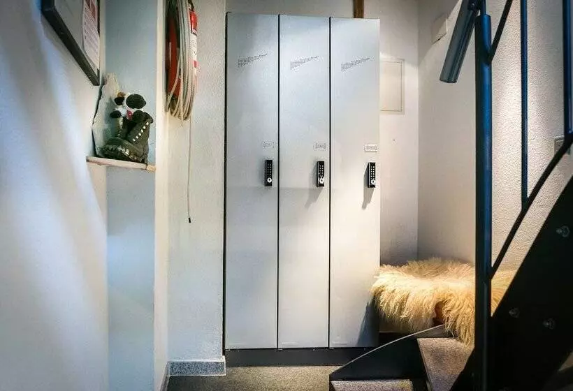 هتل Alpine Lodge
