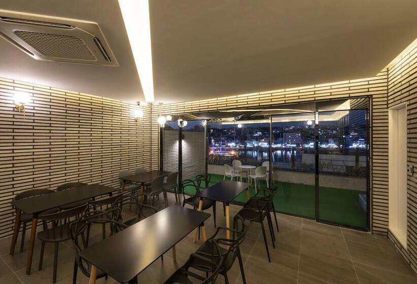 호텔 Brown Dot Tongyeong