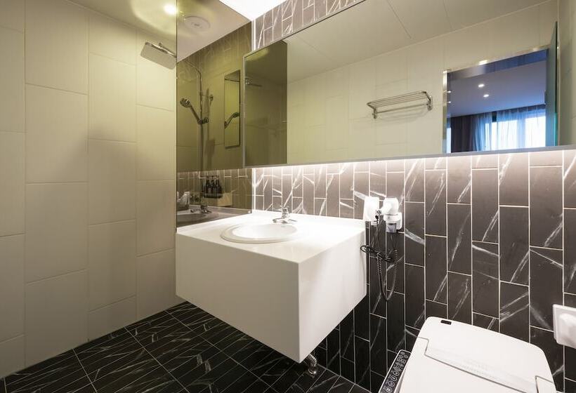 호텔 Brown Dot Tongyeong