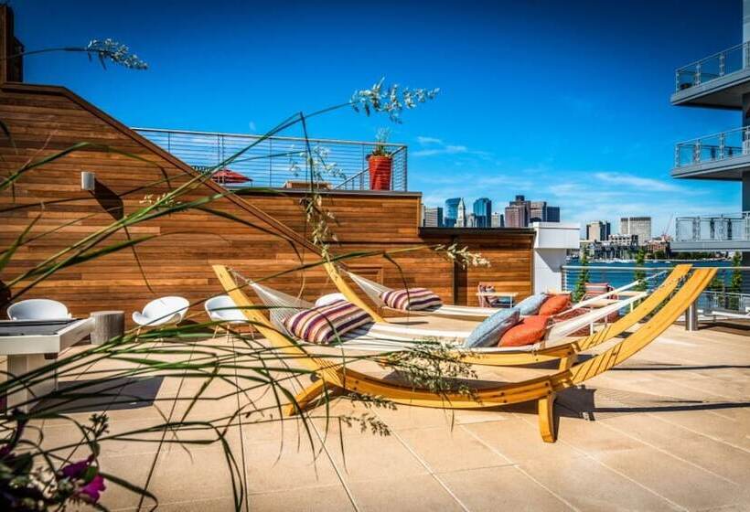 호텔 Global Luxury Suites East Boston