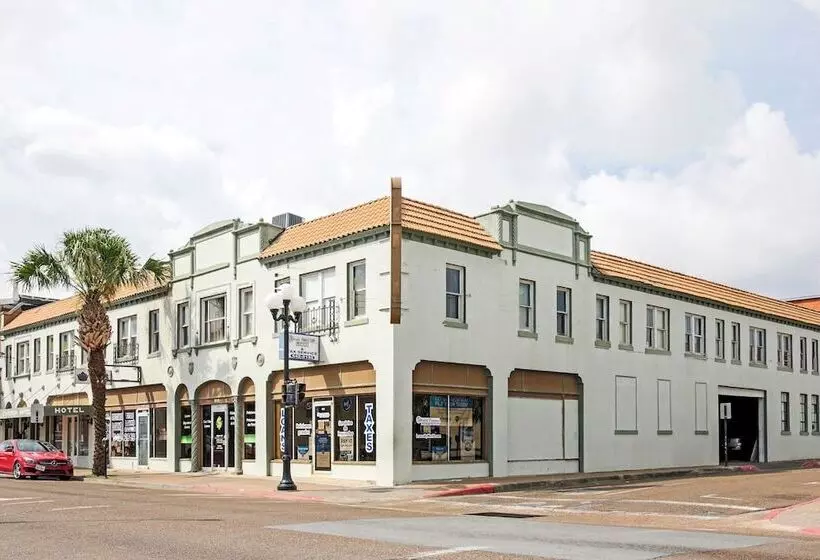 Hotelli Historic Cameron