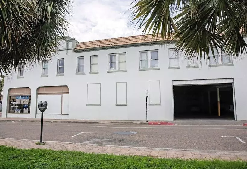 Hotelli Historic Cameron