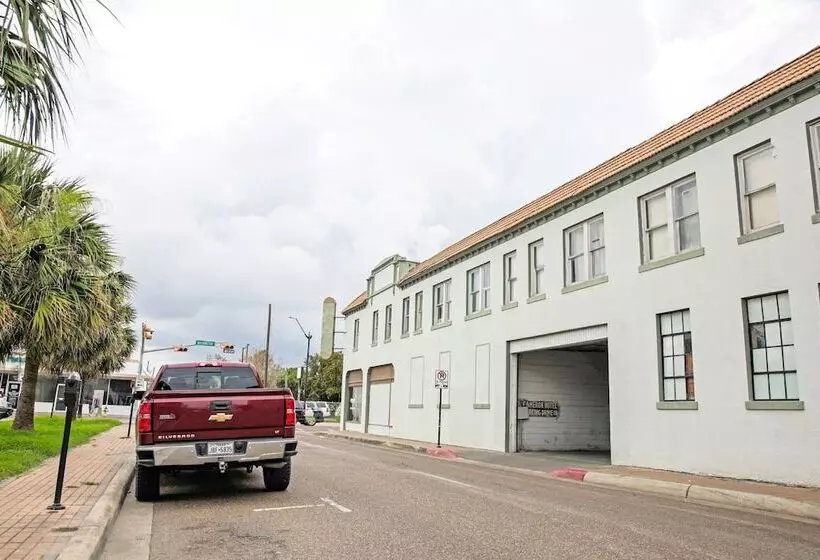 Hotelli Historic Cameron